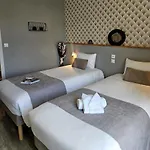 Logis Loire - Les Cocottes Restaurant Les Rosiers