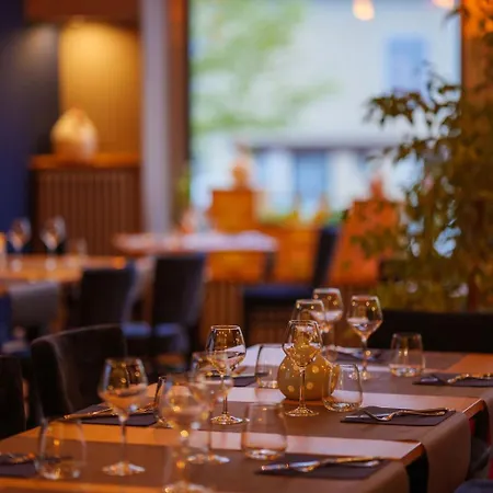 Logis Loire - Les Cocottes Restaurant 2* Les Rosiers