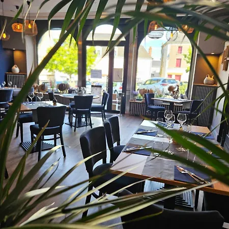 Logis Loire - Les Cocottes Restaurant Hotel