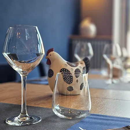 Logis Loire - Les Cocottes Restaurant فندق Les Rosiers