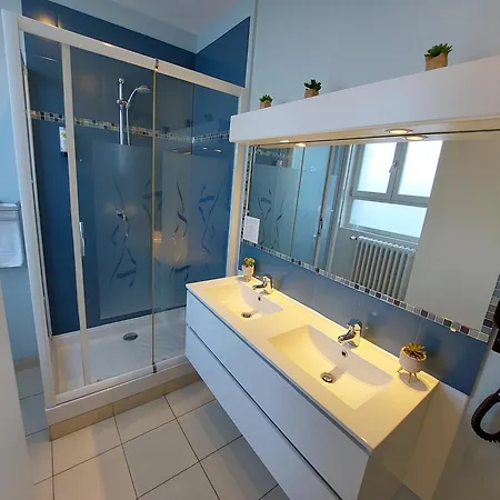 Logis Loire - Les Cocottes Restaurant فندق 2*